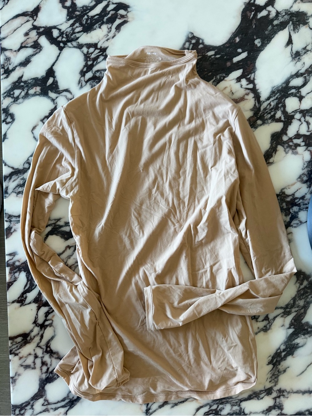 SKIMS Fits everybody turtle neck top